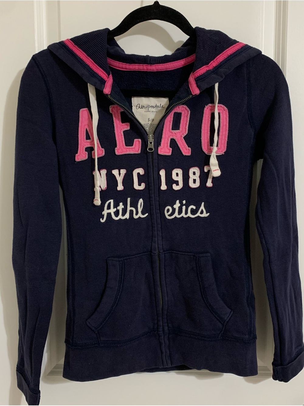 Aeropostale Y2K Vintage Navy & Pink Zip-Up Hoodie, S